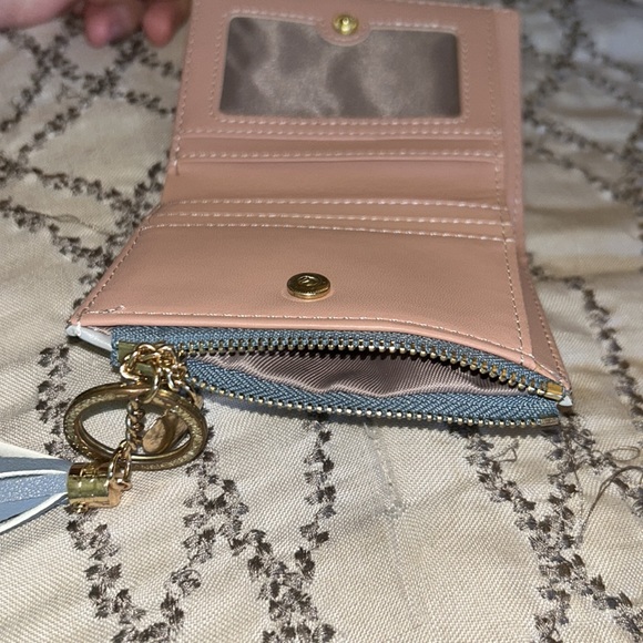 Keychain Wallet - Picture 4 of 4